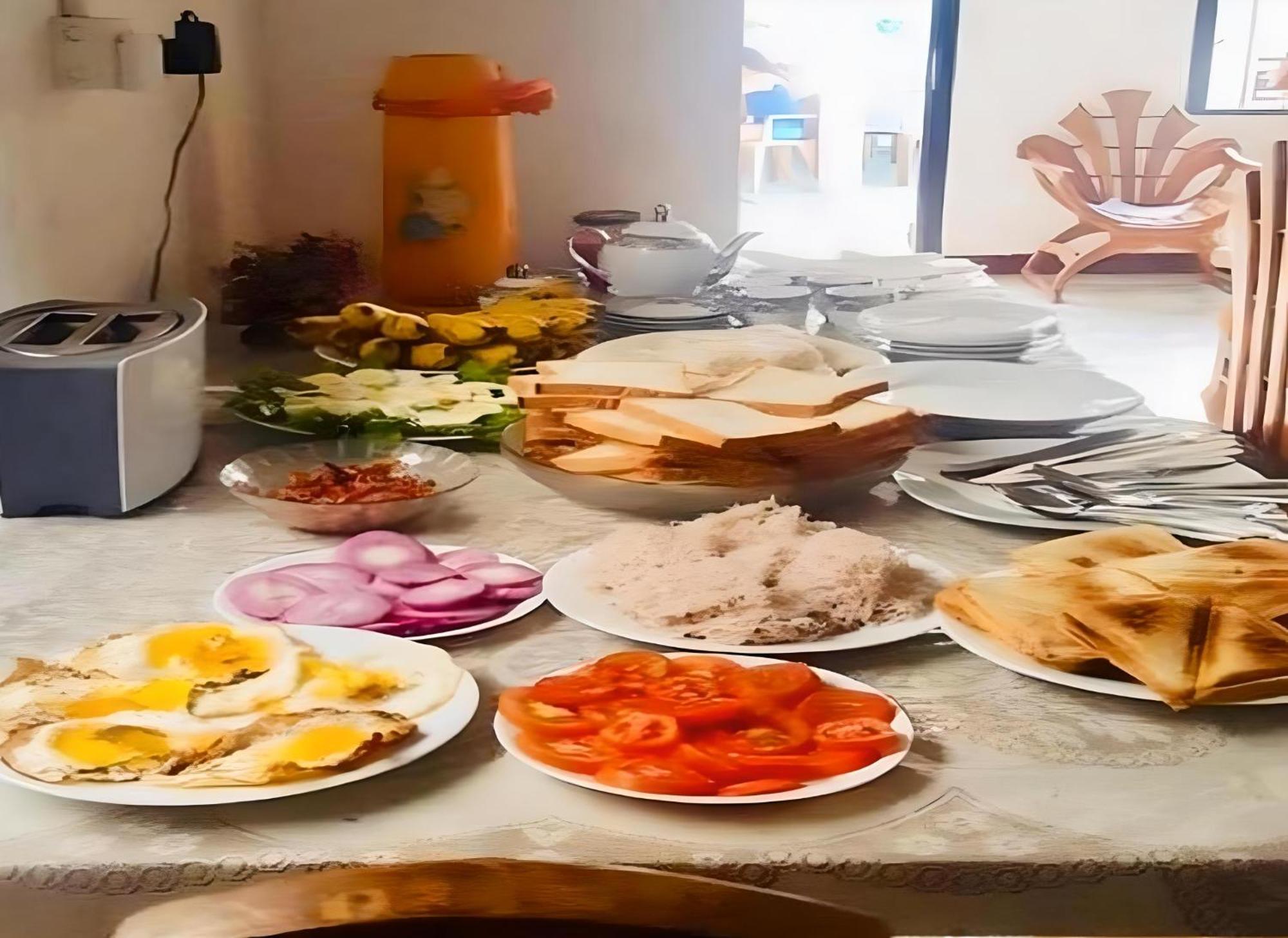 Travellers Hostel Hikkaduwa Eksteriør bilde